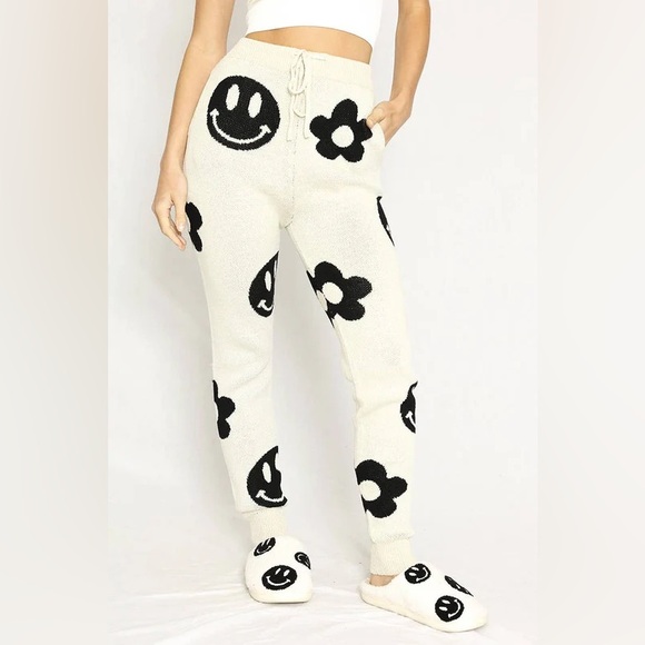 Women’s Dressed in LALA Off White and Black Smiley Face Cropped Jogger Pants - Picture 2 of 8